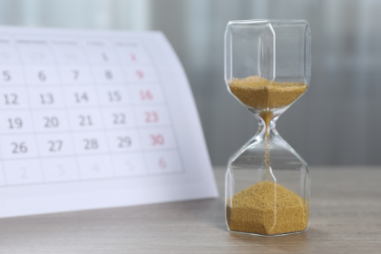 Entenda com o Sindnapi - Sindicato Nacional dos Aposentados, Pensionistas e Idosos como os prazos administrativos impactam a vida dos aposentados.